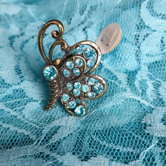 Dragonfly Crystal Ring - Picture 3 of 6